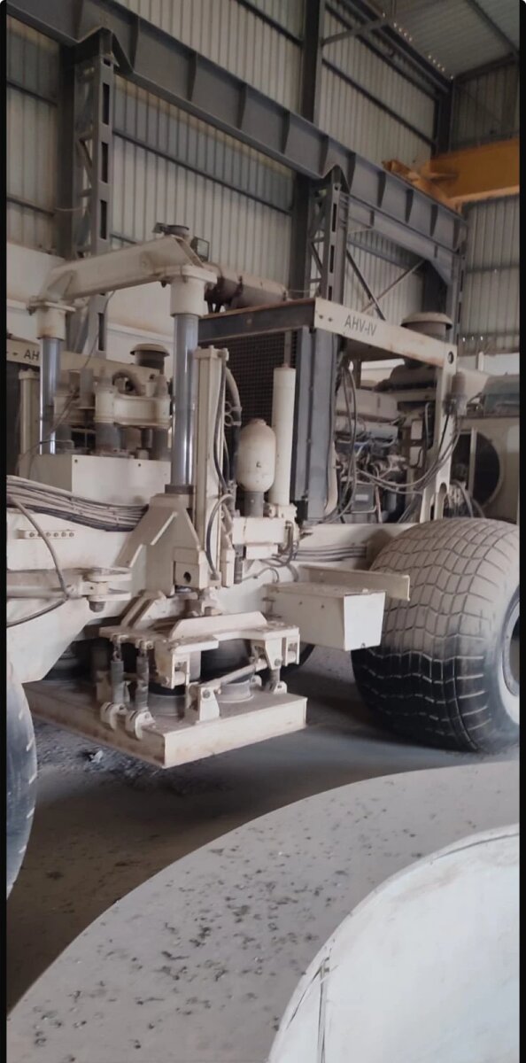 INOVA AHV-IV 362 Seismic Vibrator (Vib Pro)