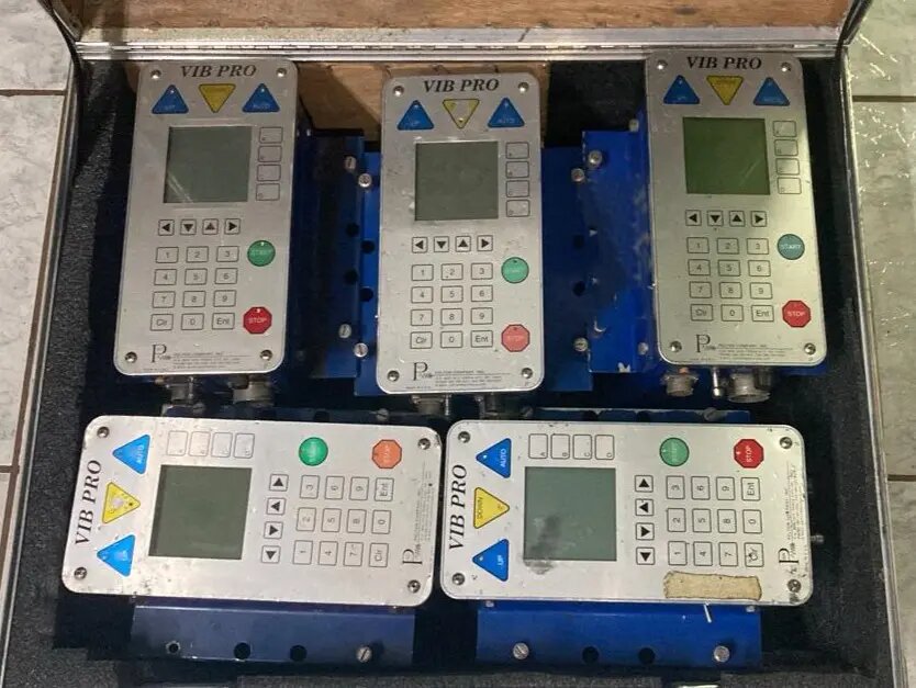 INOVA AHV-IV 362 Vibrator, 2006