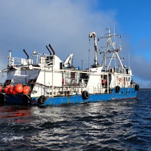 Shallow-Draft Seismic Source Vessel